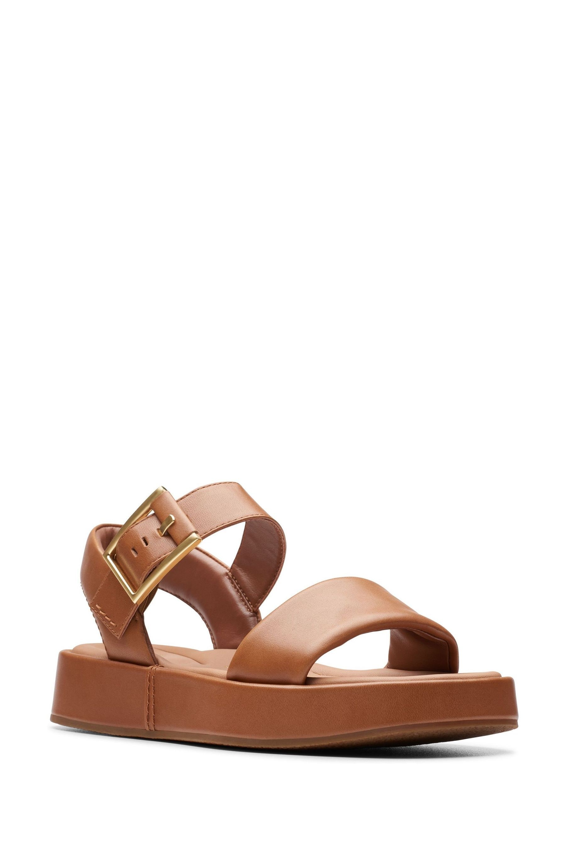 Clarks Women's Alda Strap Sandal - Comfortable Platform Summer Sandals