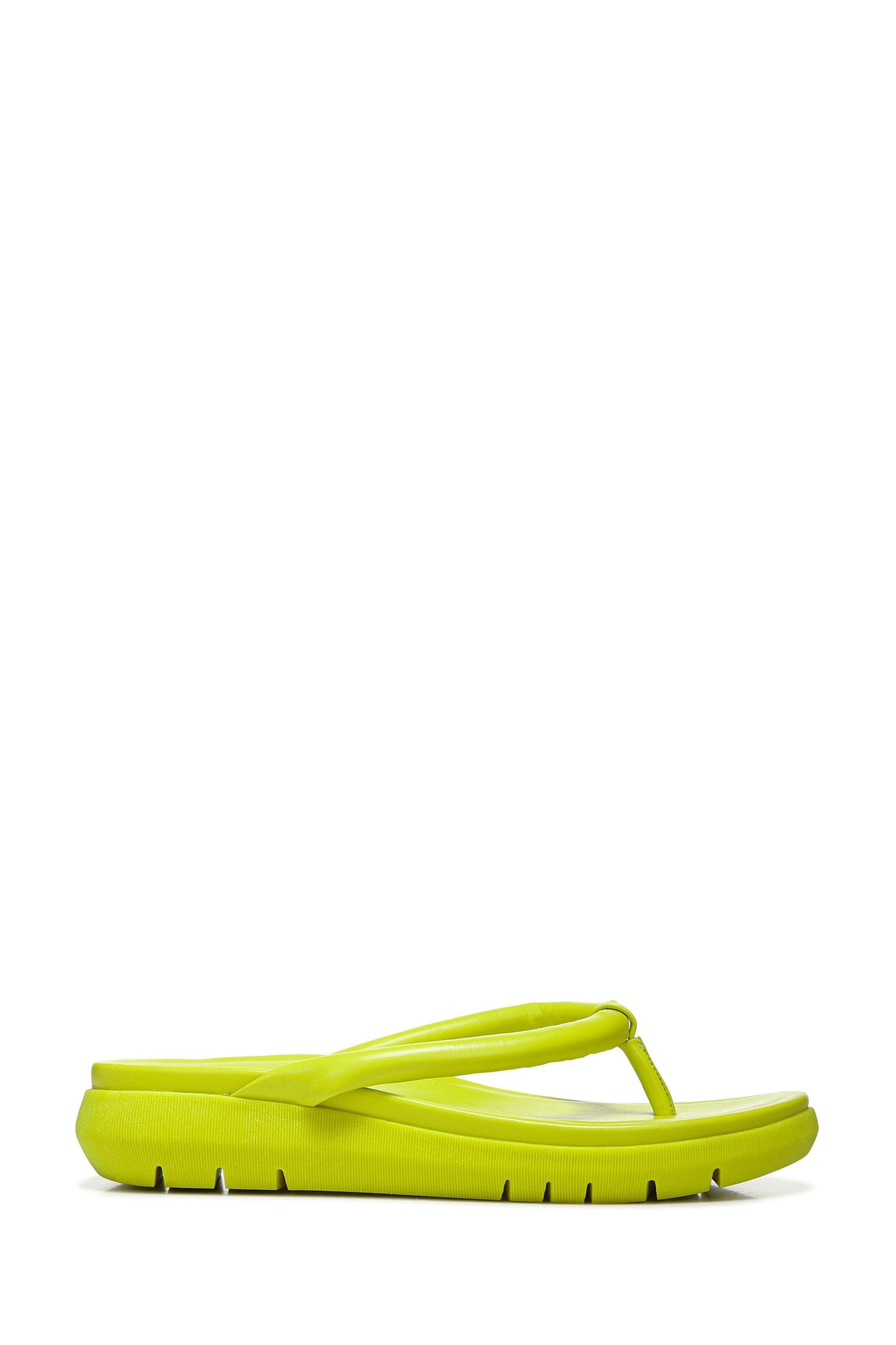 Naturalizer thong sandals new arrivals