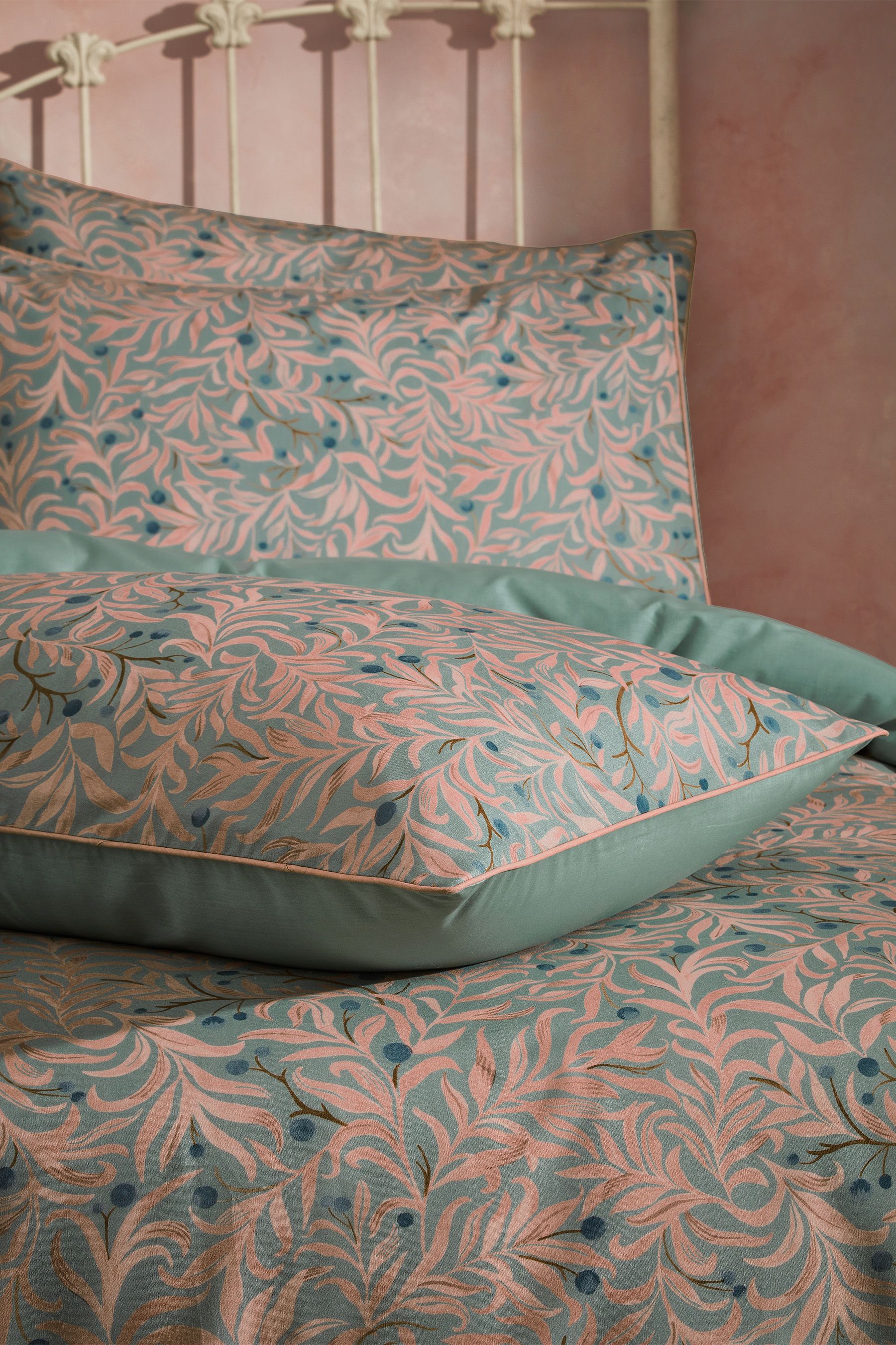 Buy EW by Edinburgh Weavers Pink Malory English Floral Luxury Cotton Slub Cord Pipe Duvet Cover