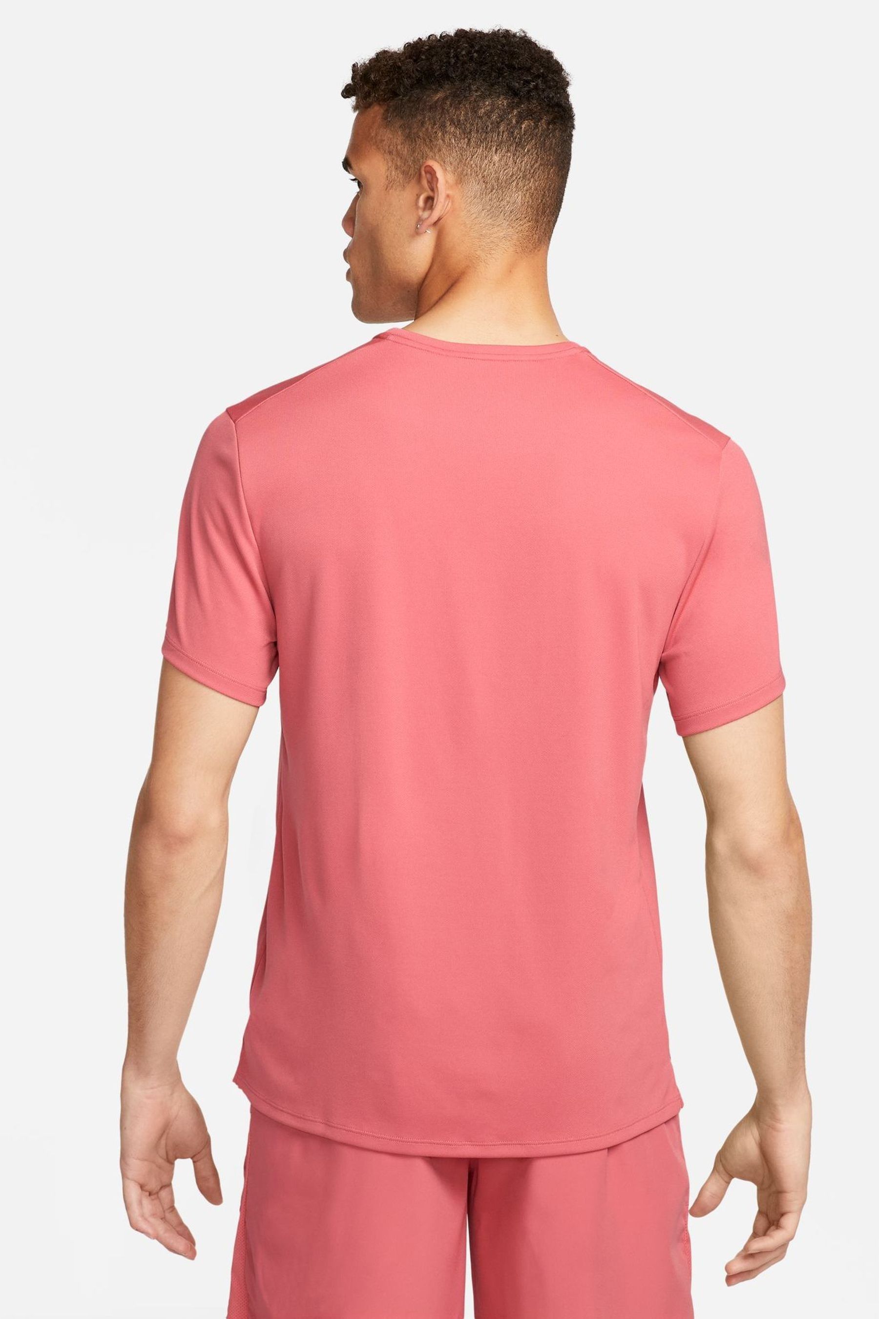 nike miler t shirt pink