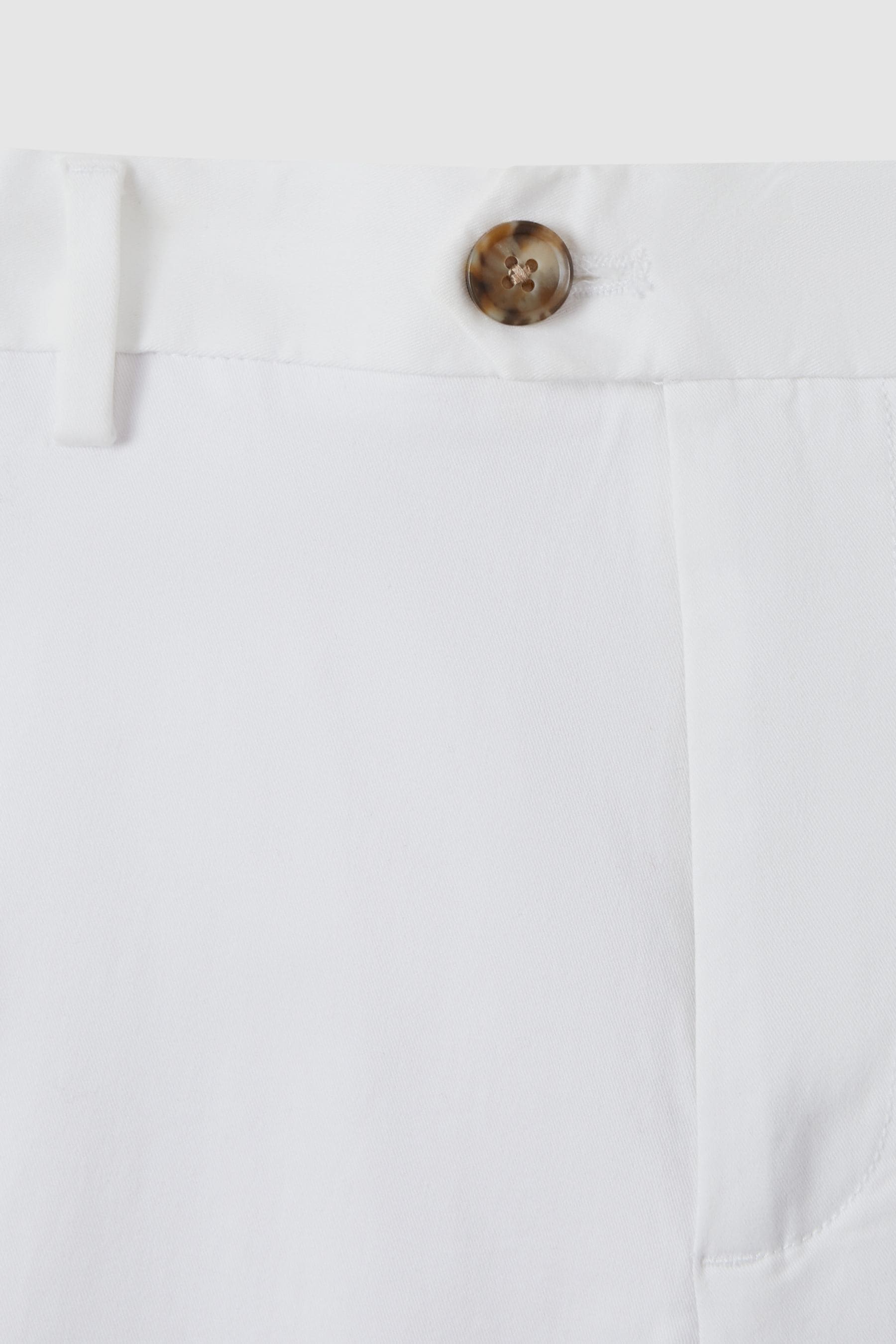 Buy Reiss White Wicket Modern Fit Cotton Blend Chino Shorts from the ...