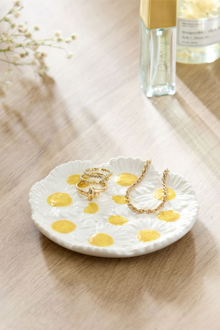 Ceramic Daisy Embossed Trinket Dish - صورة 1 من 1