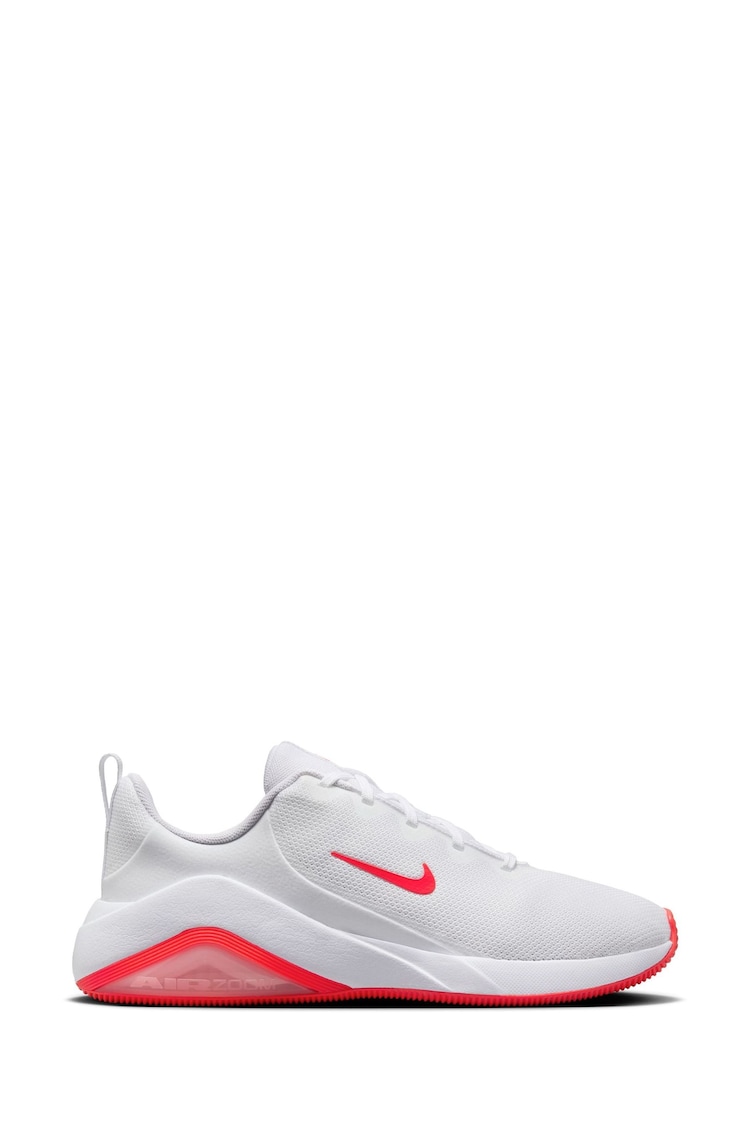 Nike White/Red Bella 7 Workout Trainers - Image 1 of 1