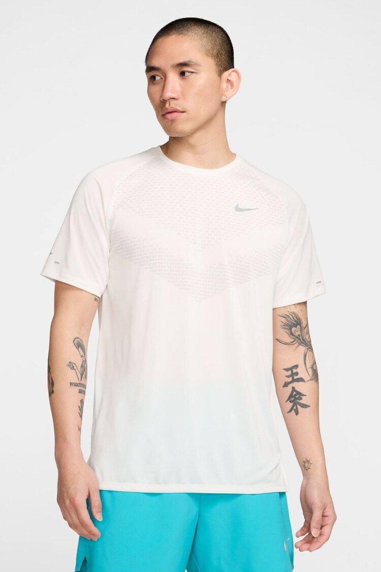 Nike Sail Dri-FIT Stride Running T-Shirt - Image 1 of 1