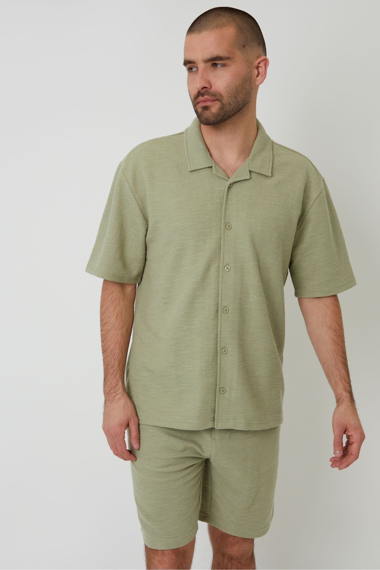 Threadbare Green Textured Revere Collar Short Sleeve Shirt - Image 1 of 1