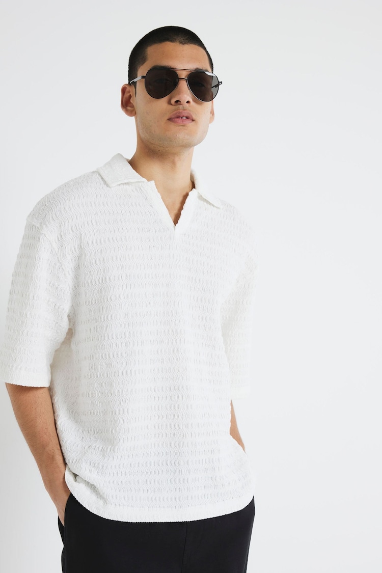 River Island White Open Neck Plisse Polo Shirt - Image 1 of 1