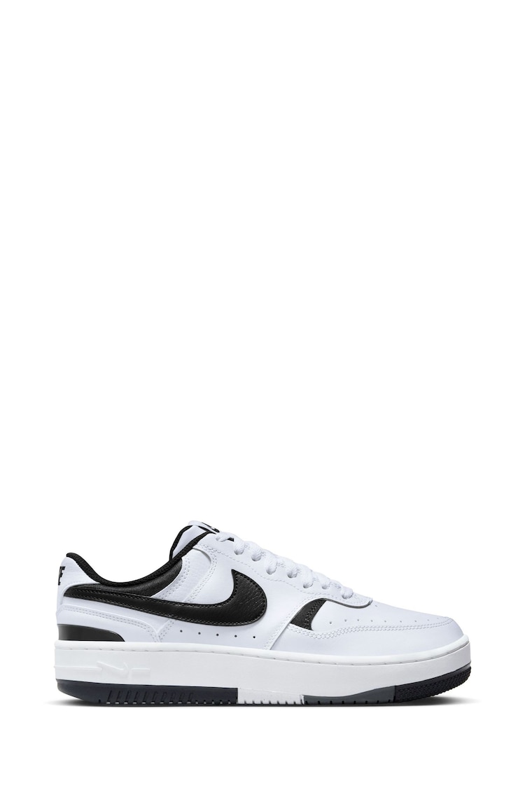 Blanco/Negro - Zapatillas de deporte Gamma Force de Nike - Imagen 1 de 1 Blanco/Negro - Zapatillas de deporte Gamma Force de Nike - Imagen 1 de 1