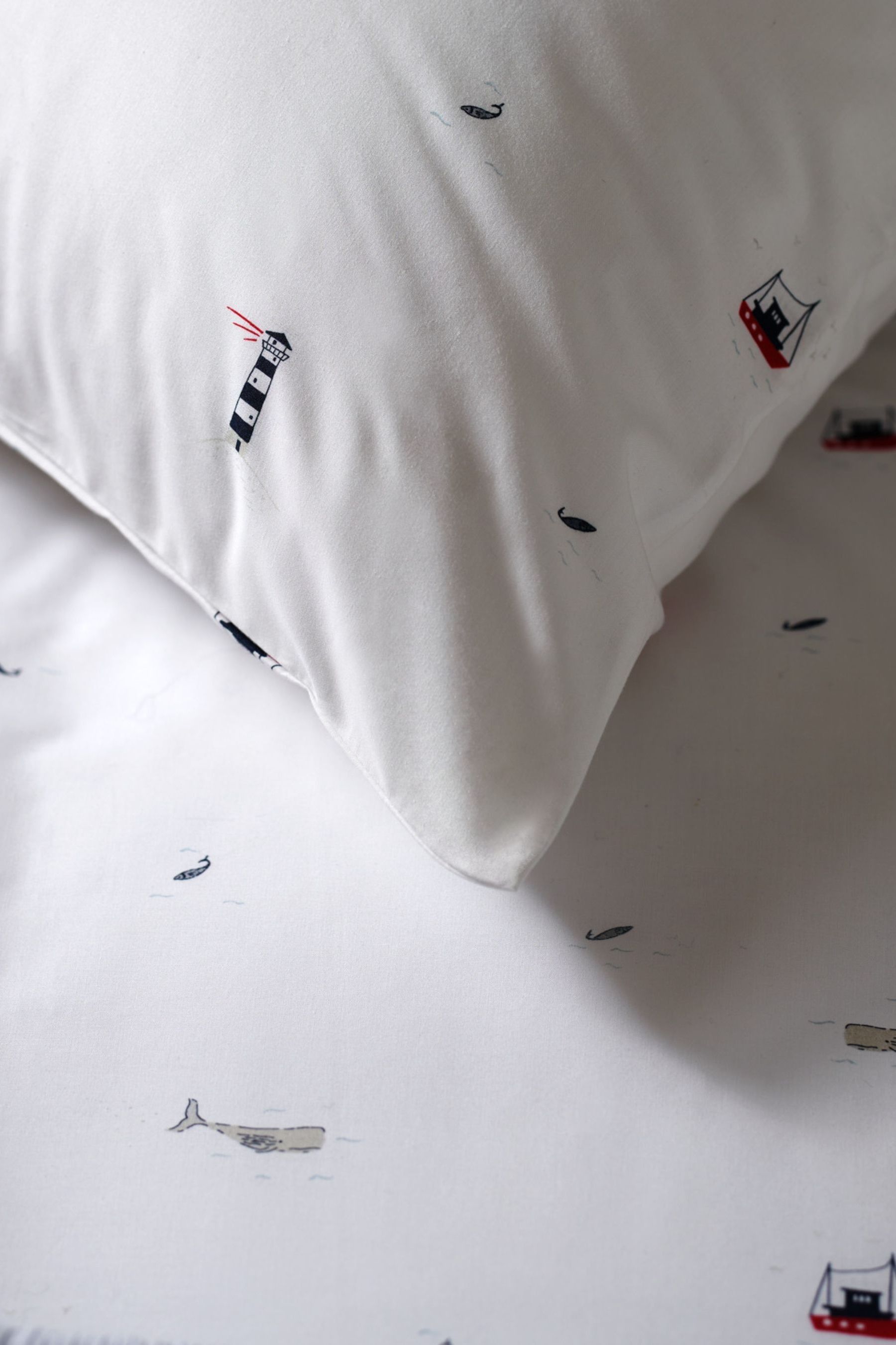 Buy The White Company White Anglesey White Cot Bed Set from the Next UK