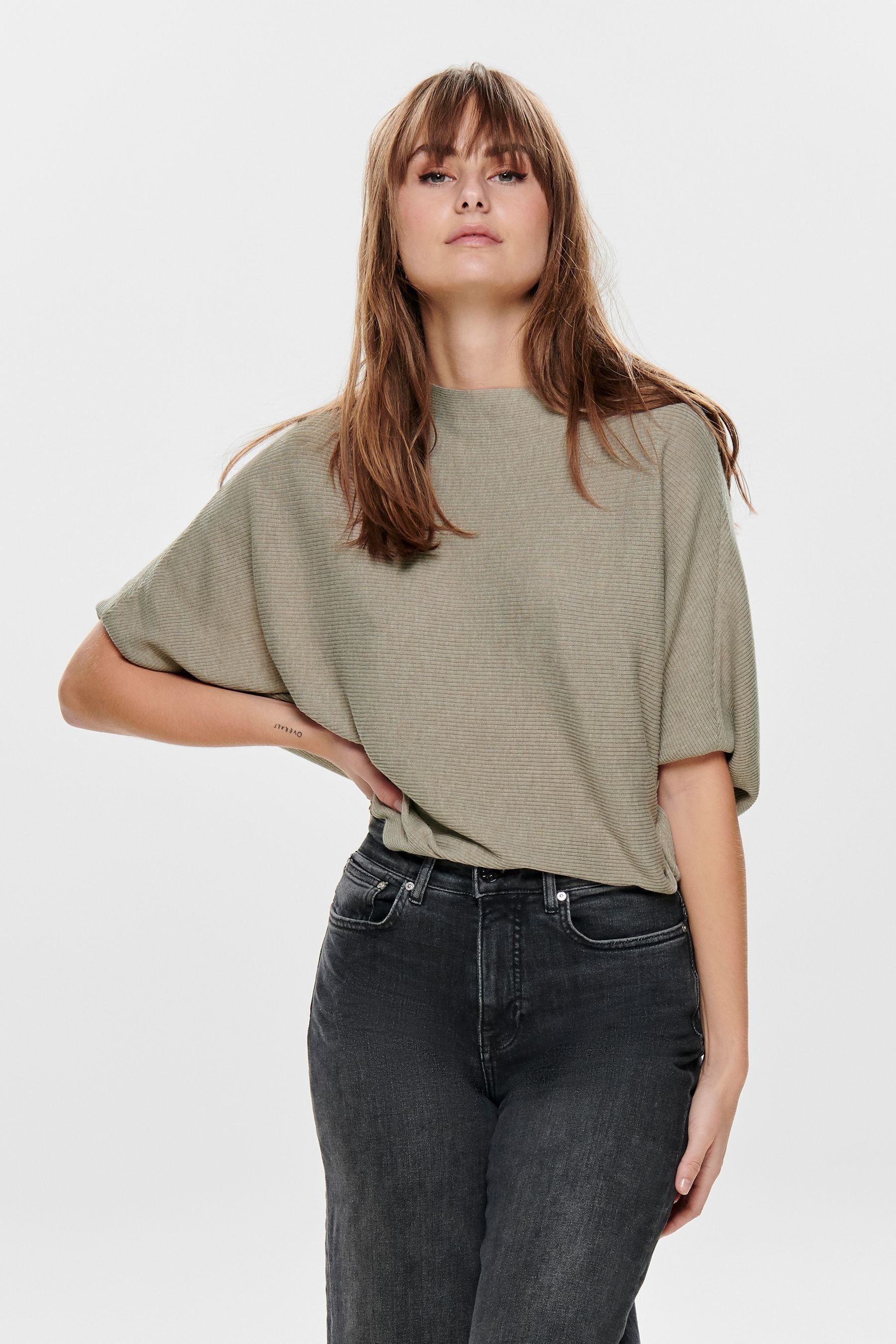Batwing jumper knitwear Clearance