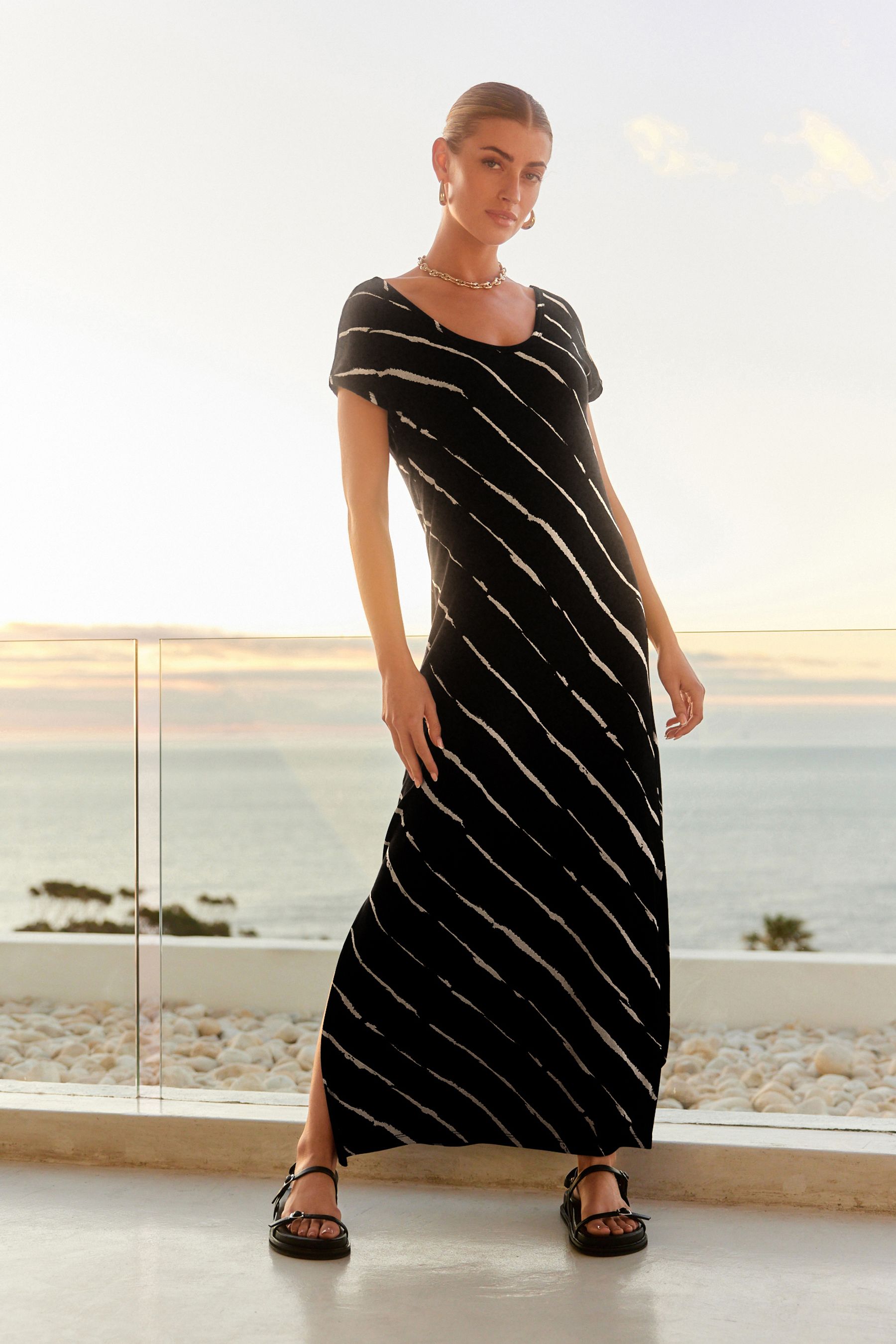 Black and white striped jersey dress deals