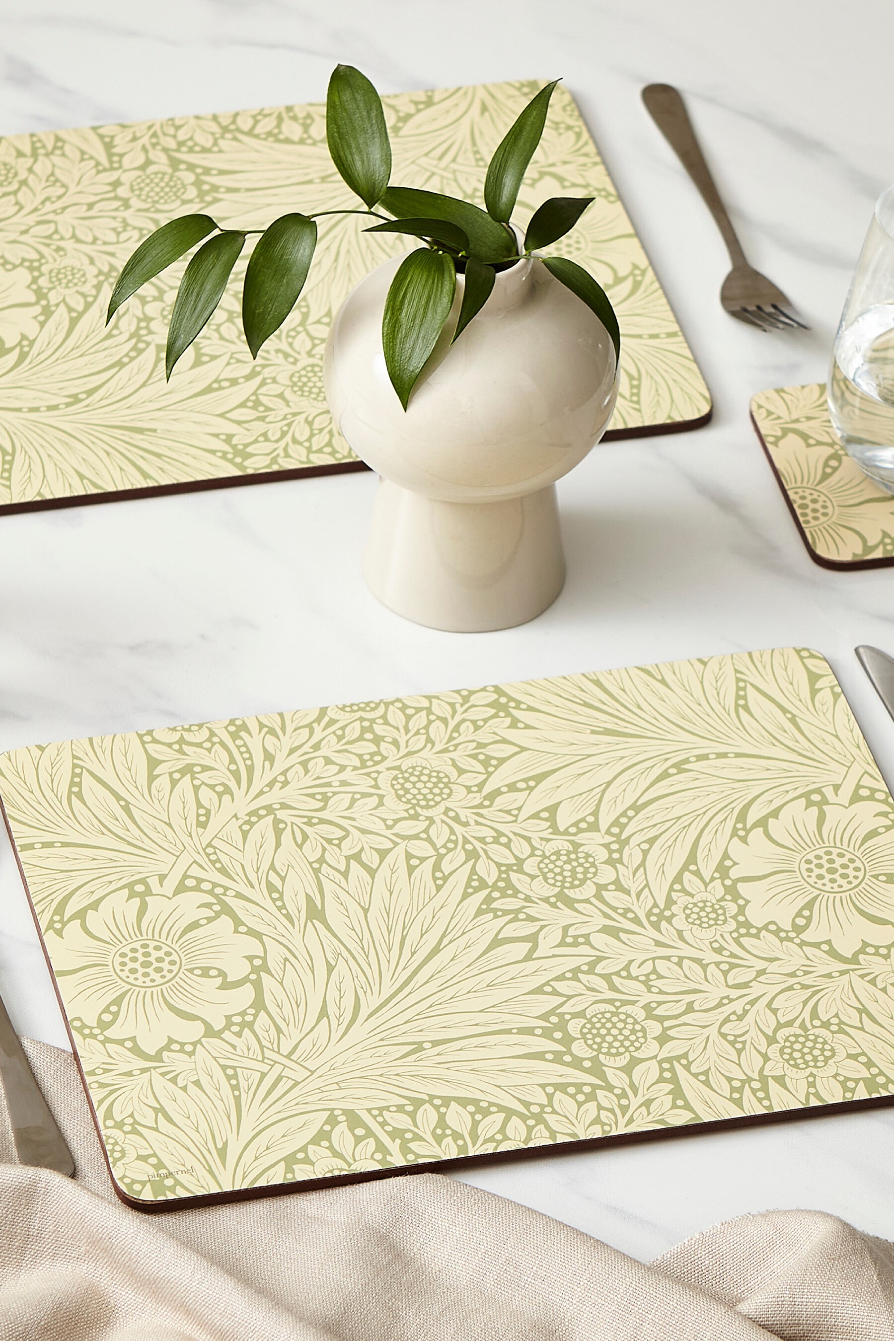 Buy Morris & Co Set of 6 Green Marigold Placemats by Pimpernel from the Next UK online shop