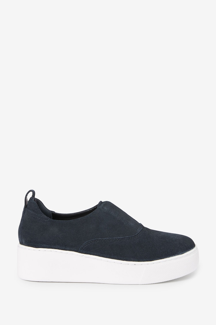Marineblau/blau - Signature Forever Comfort® Lederturnschuhe mit Keilabsatz - Bild 1 von 1