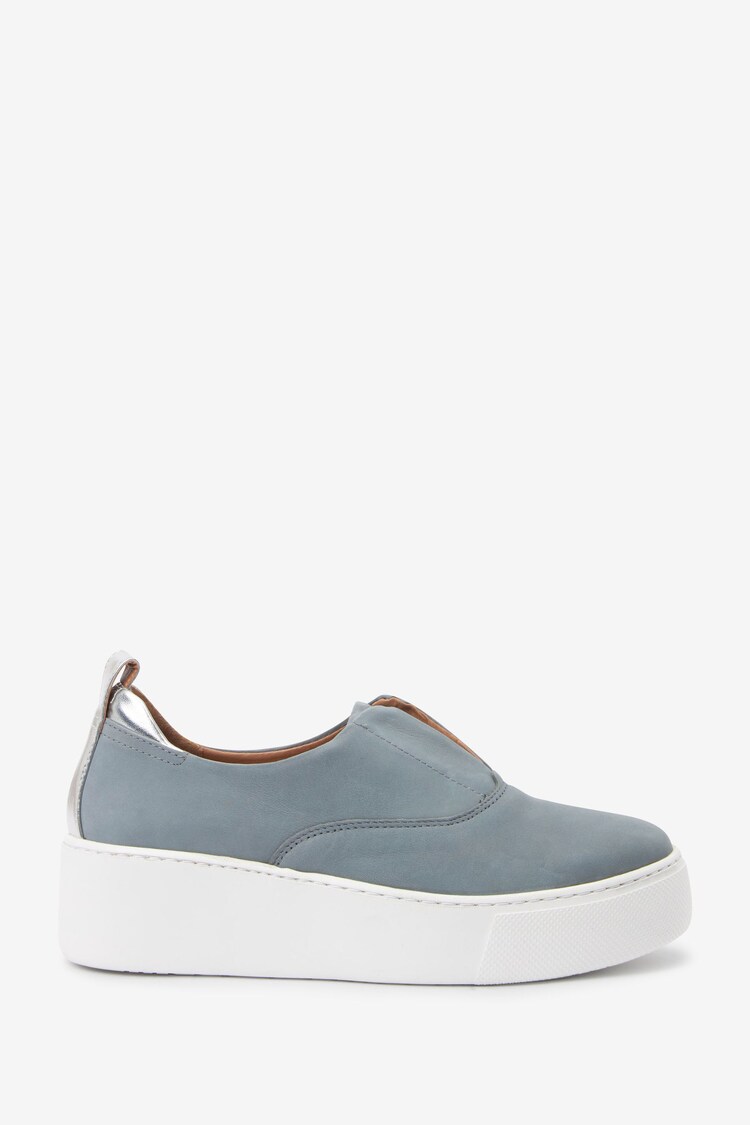 Blau - Signature Forever Comfort® Lederturnschuhe mit Keilabsatz - Bild 1 von 1 Blau - Signature Forever Comfort® Lederturnschuhe mit Keilabsatz - Bild 1 von 1
