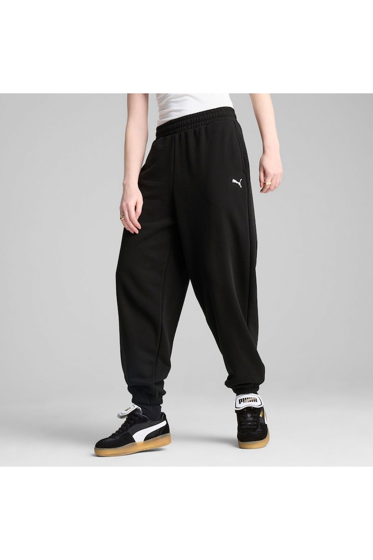 Черный - Puma Womens WARDROBE ESS Relaxed Sweatpants - Изображение 1 из 1