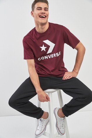 burgundy converse shirt