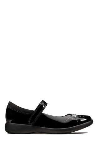 clarks kids black shoes
