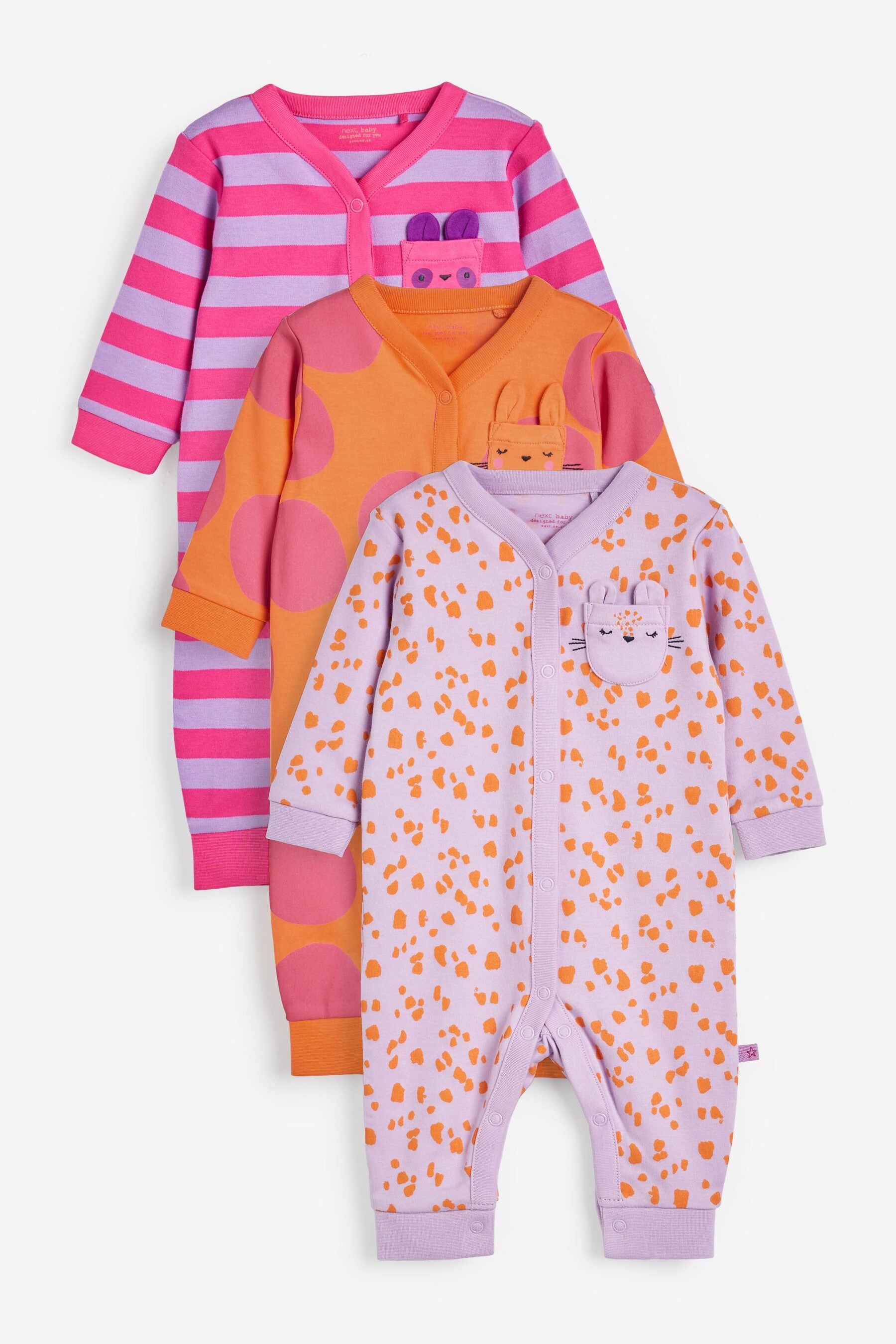 新生児の赤ちゃん用 ベビー服 22選 男の子女の子の退院 お宮参り衣装も Babygifts By Memoco