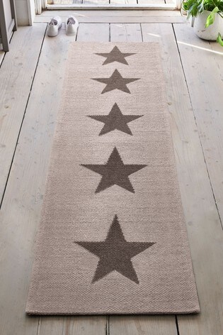 grey star runner