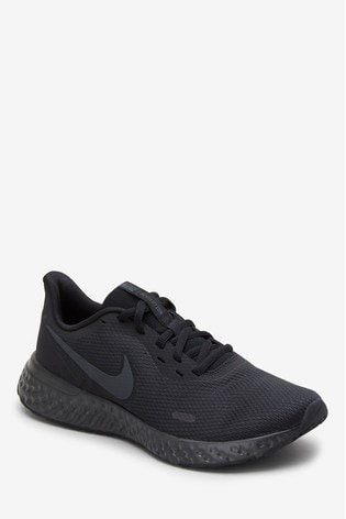 nike revolution 4 ladies black