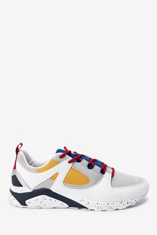 sport trainers