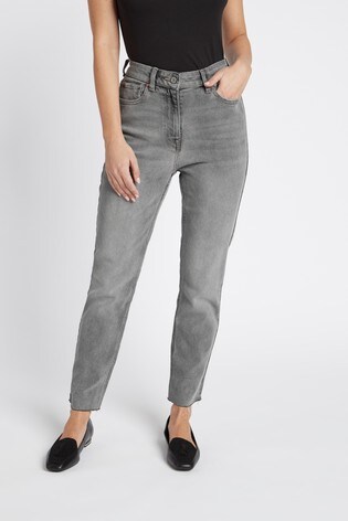 ankle length slim fit jeans