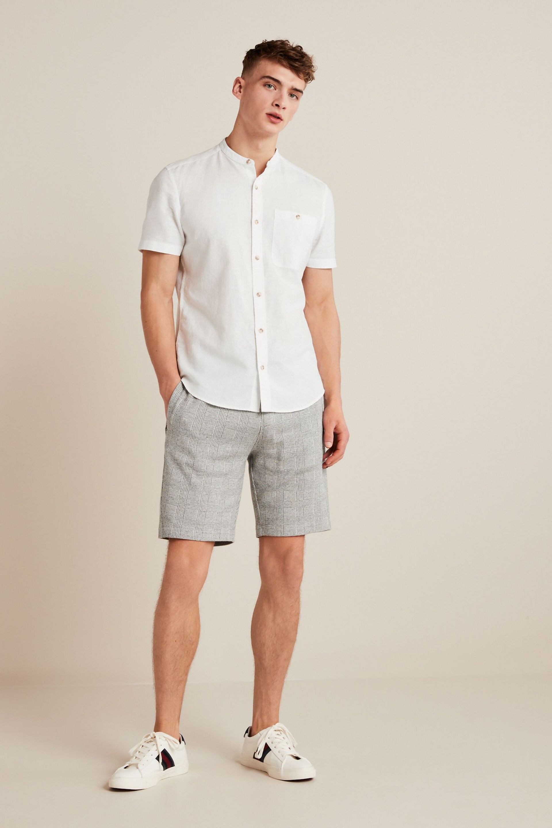 White Grandad Collar Linen Blend Short Sleeve Shirt - Image 2 of 5