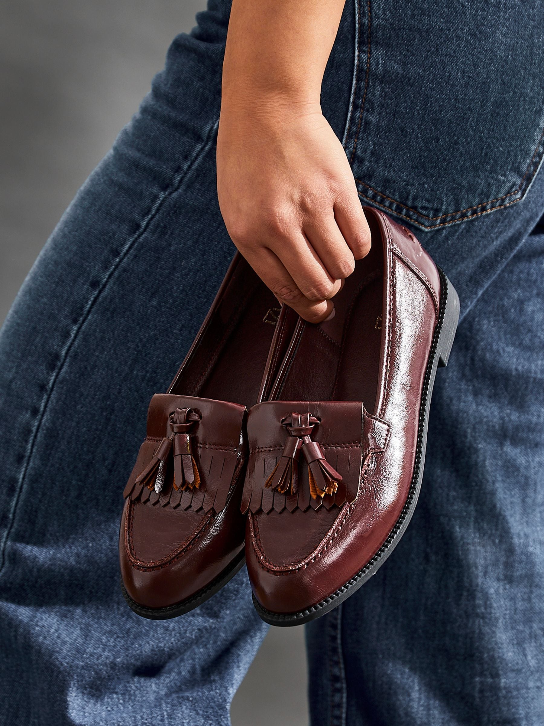 Linzi Mujer Rojo Mocasines Clásicos Sin Cierres Con Detalle De Borlas Rosemary De