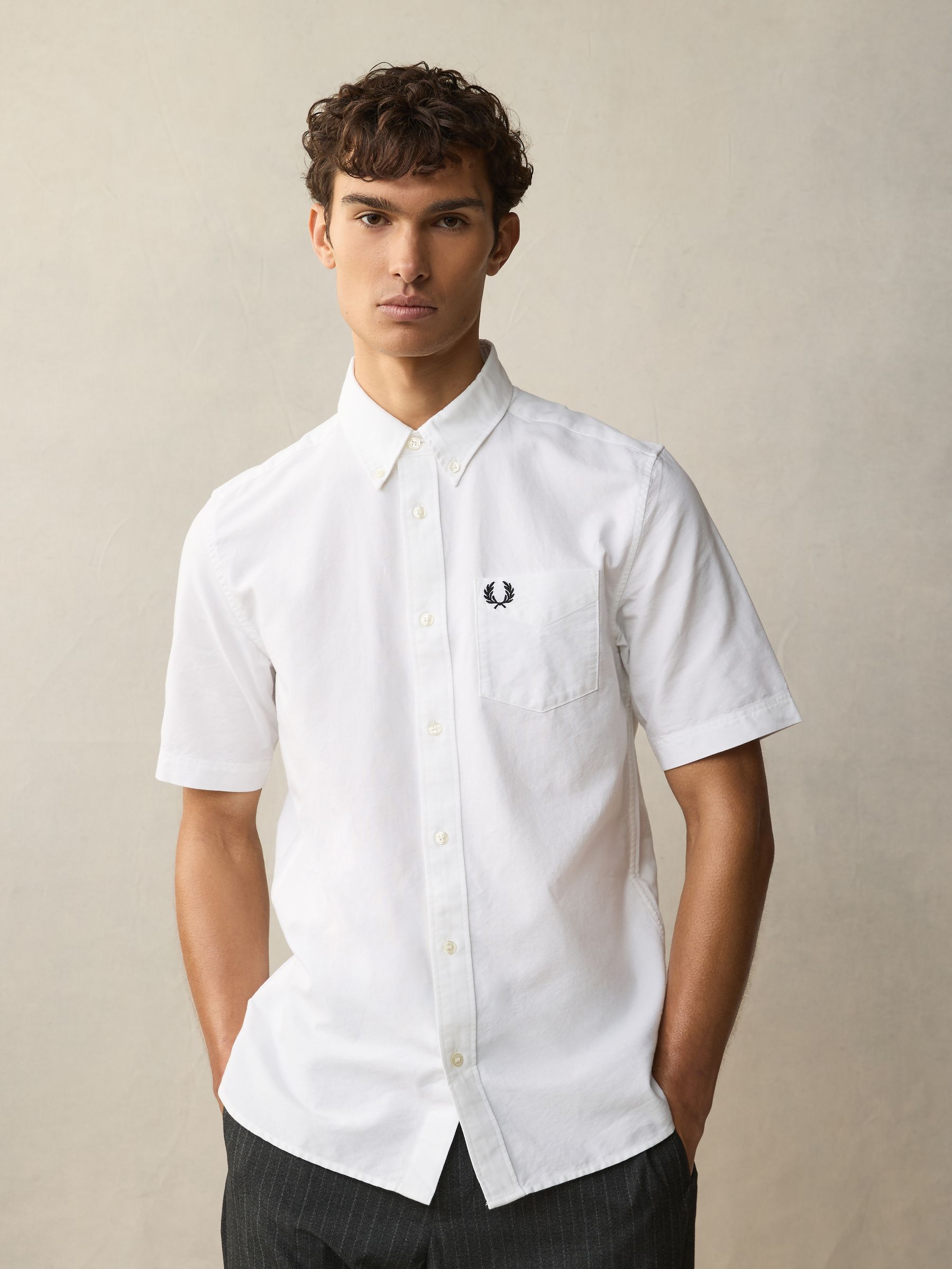Fred Perry Herren Weiß Kurzarmhemd Oxford - Bild 4