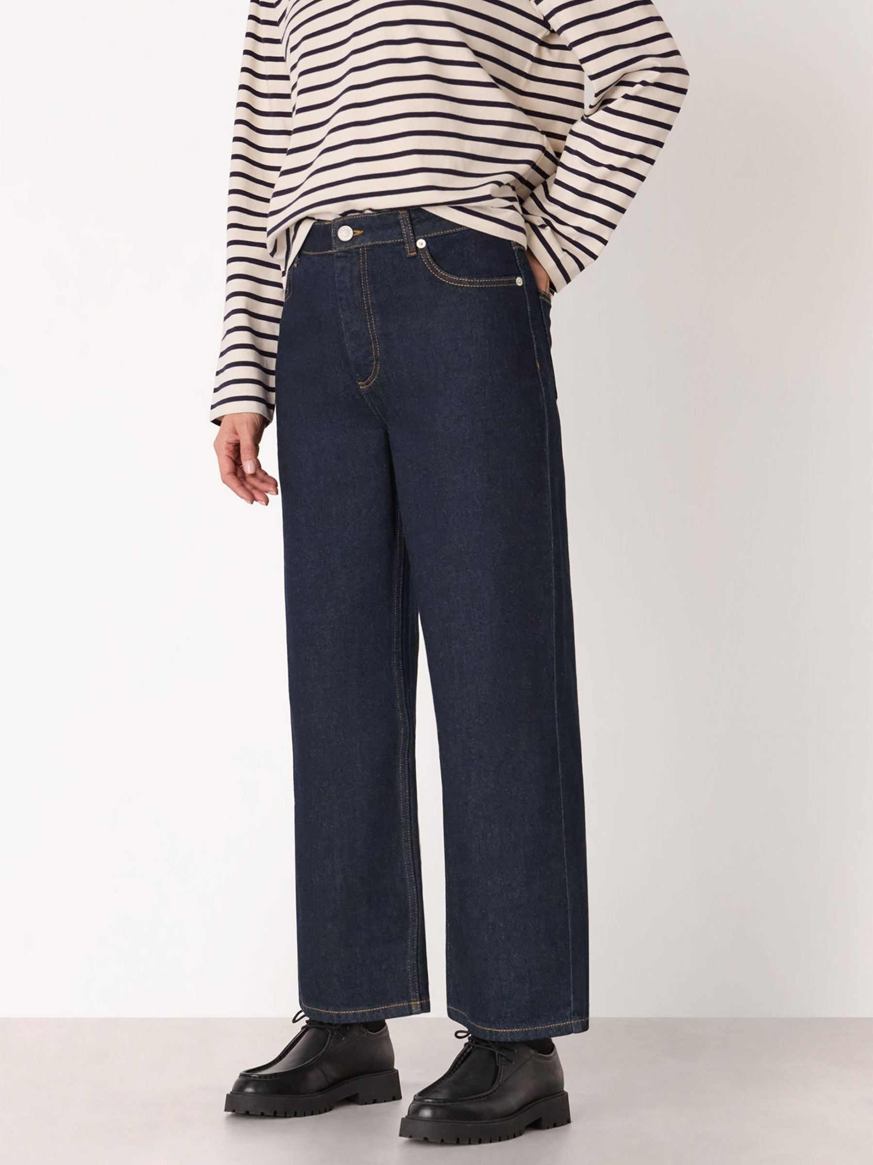 Whistles Raka Ankellånga Jeans