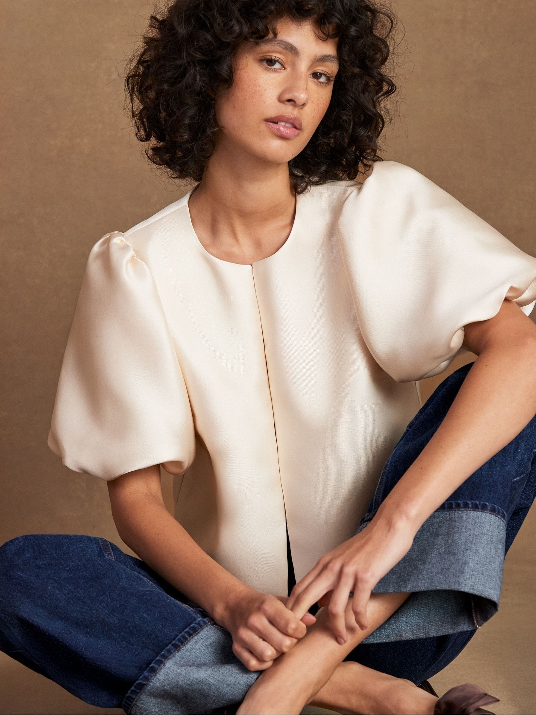 Ro & Zo - Women - Top - Puff Sleeve