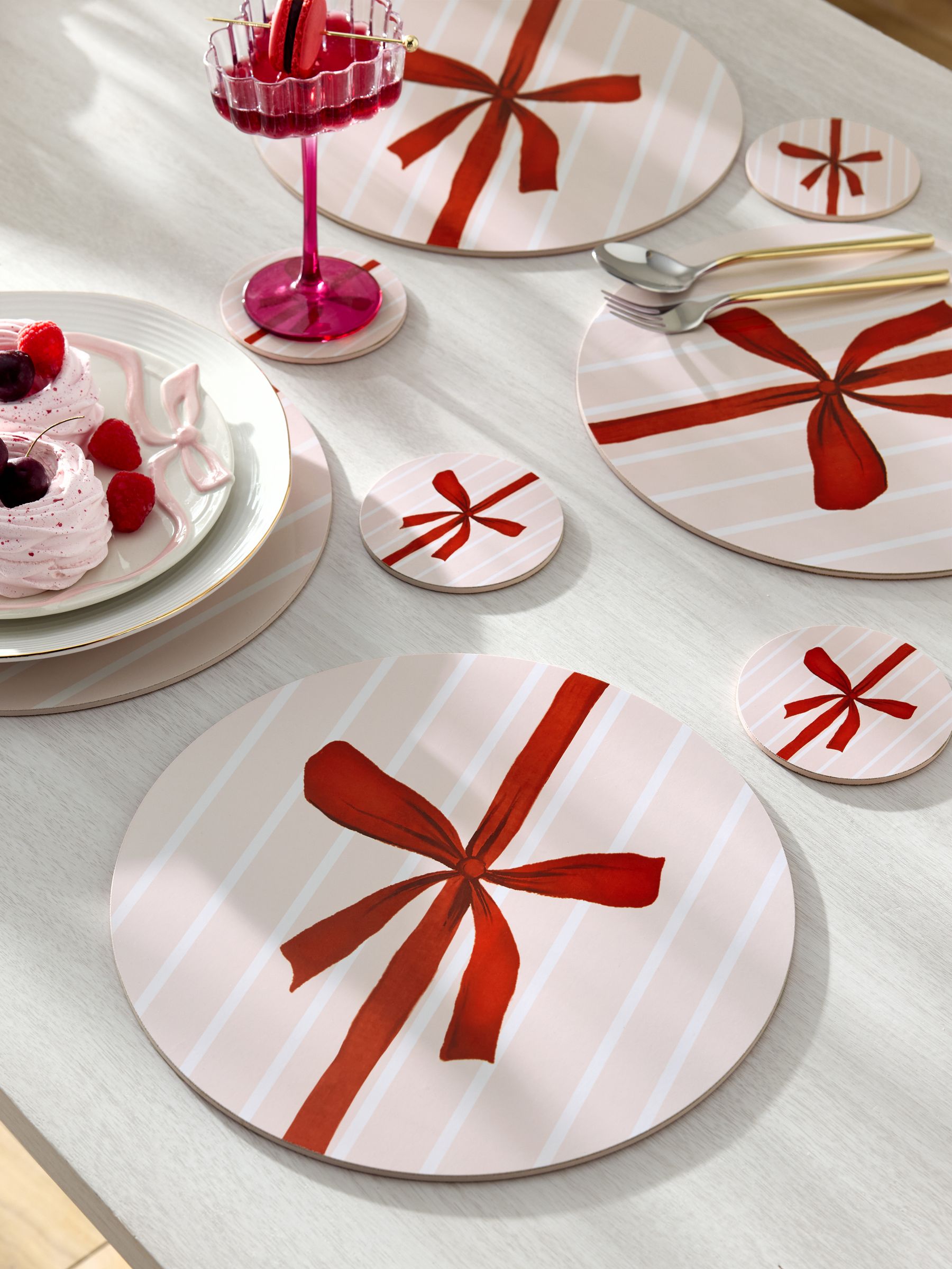 Next 4 Piece Pink Christmas Bow Cork Back Placemats And Coasters Set