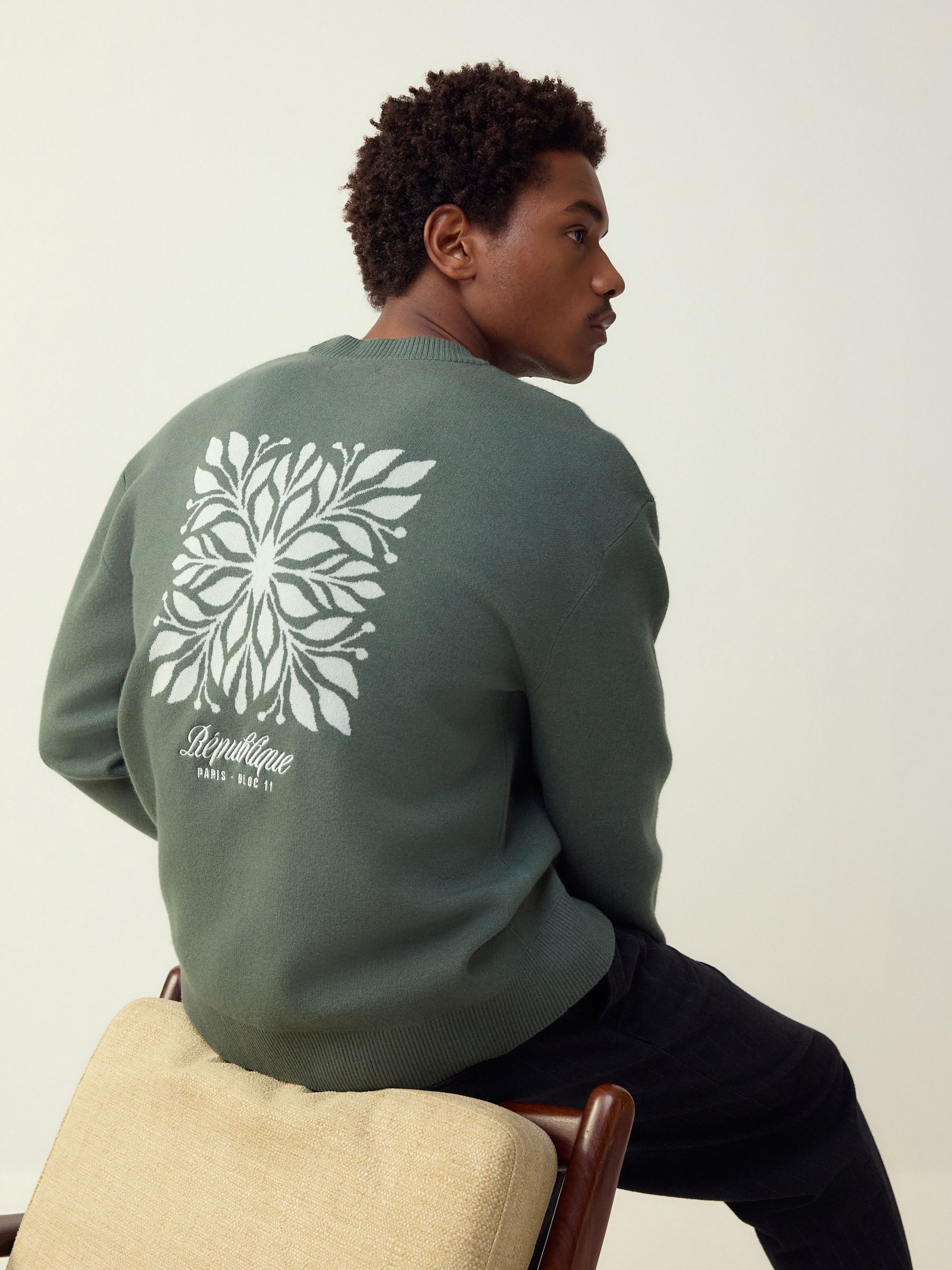 Next Maglione Comodo Con Girocollo Floreale Di Media Pesantezza