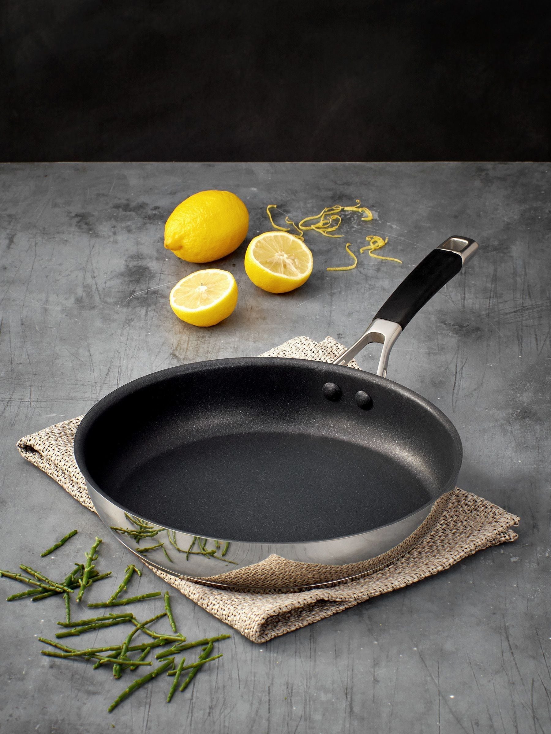 Stellar Silver Flow 24Cm Frying Pan Non-Stick