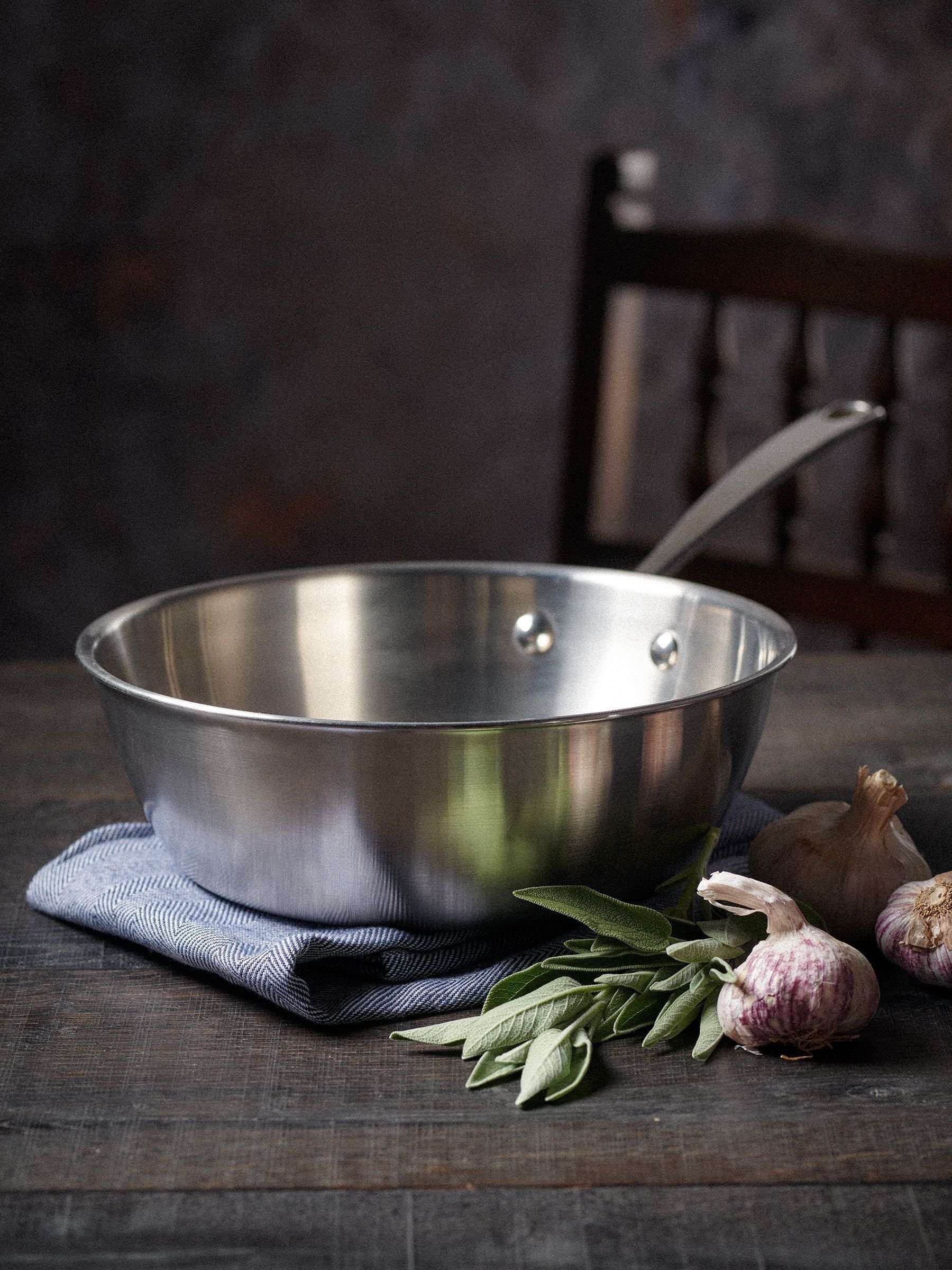 Stellar Silver Eclipse Chefs Pan 24Cm