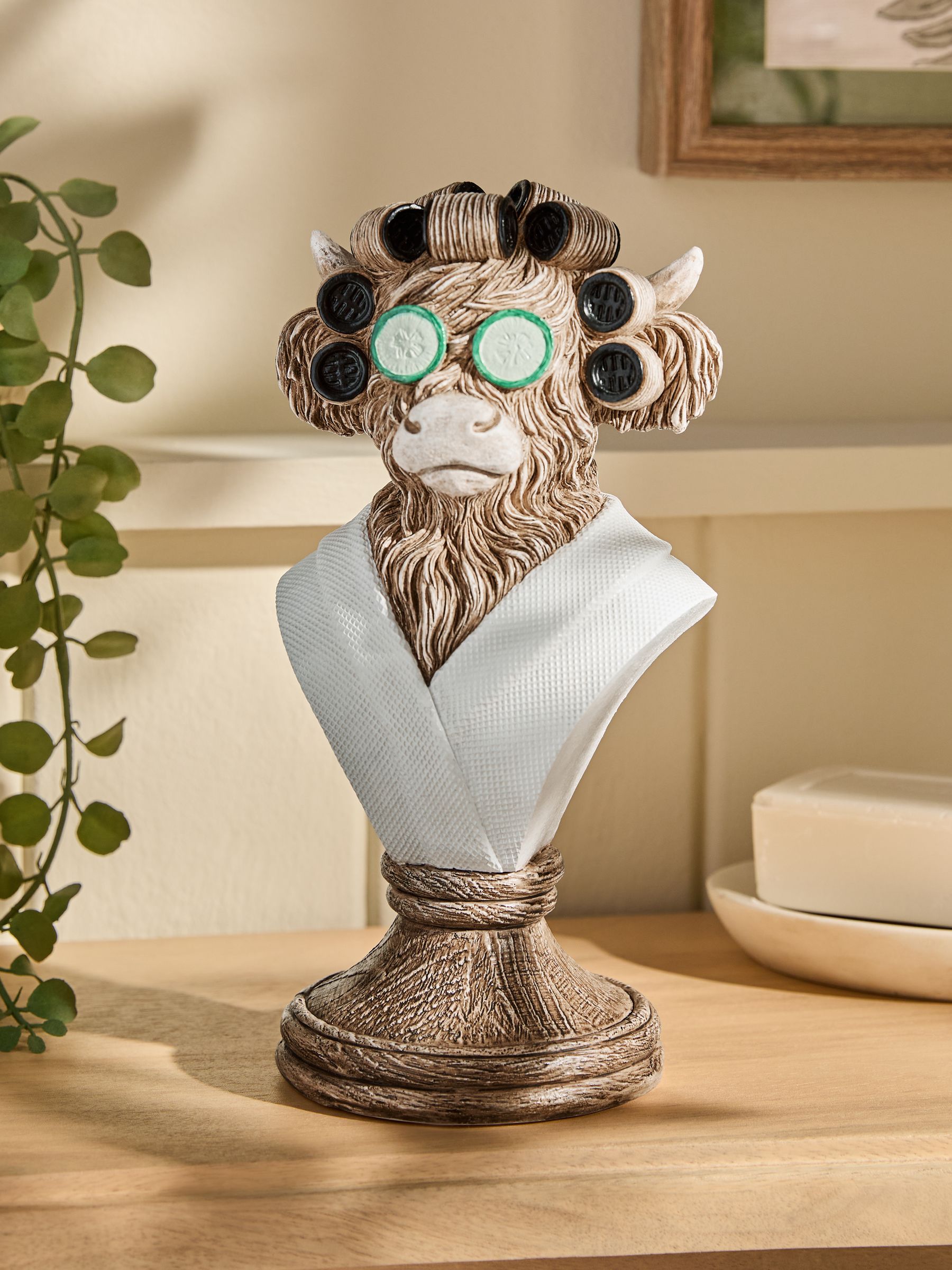 Next - Ornement de salle de bain Hamish Pamper Bust - Résine