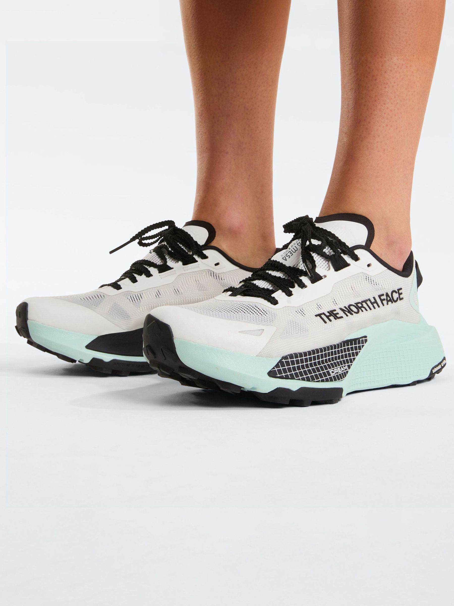 The North Face Hombre Blanco White/Pale Blue Altamesa 500 V2 Shoes