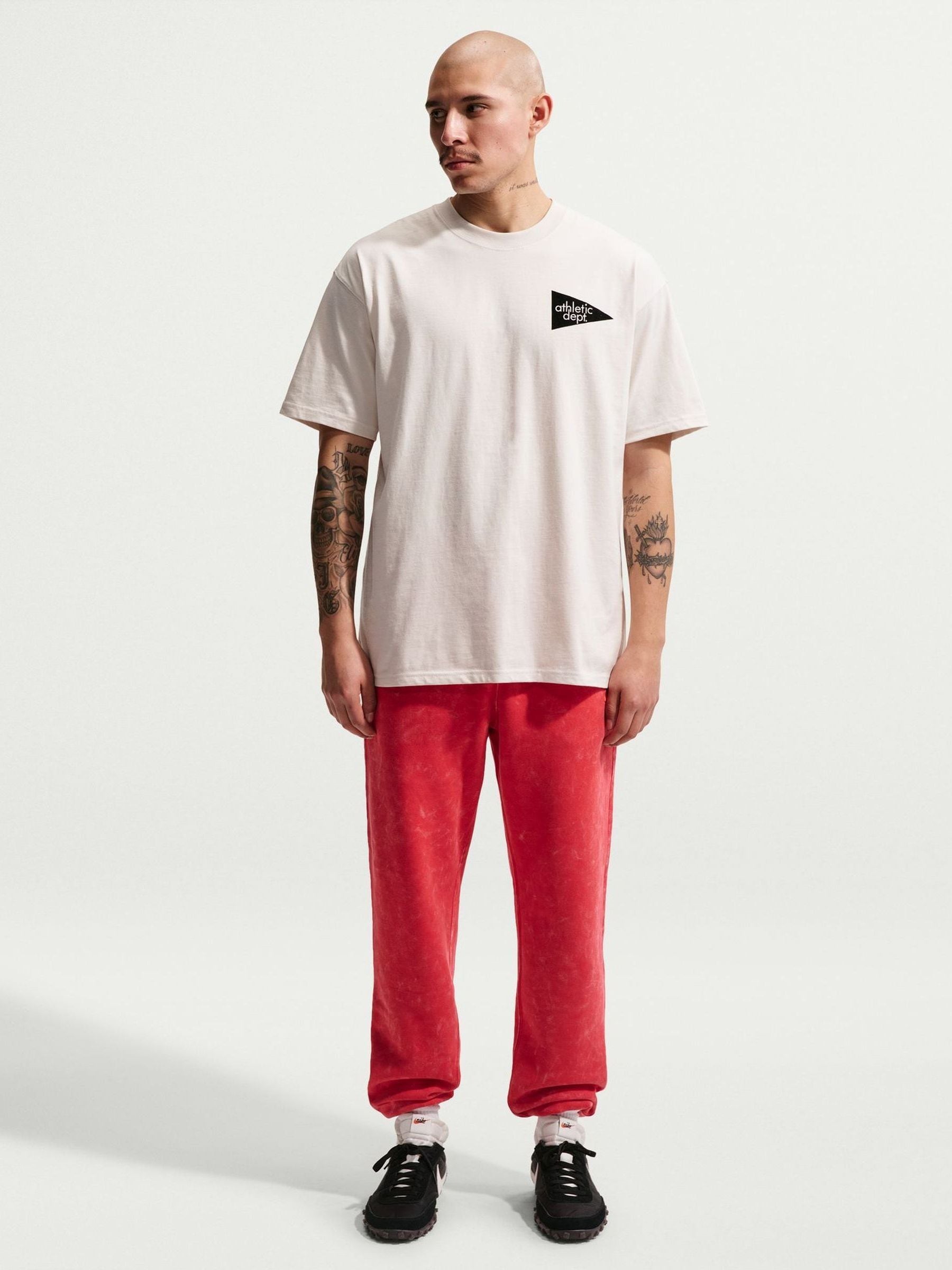 Nike Cream Sportswear Graphic T-Shirt