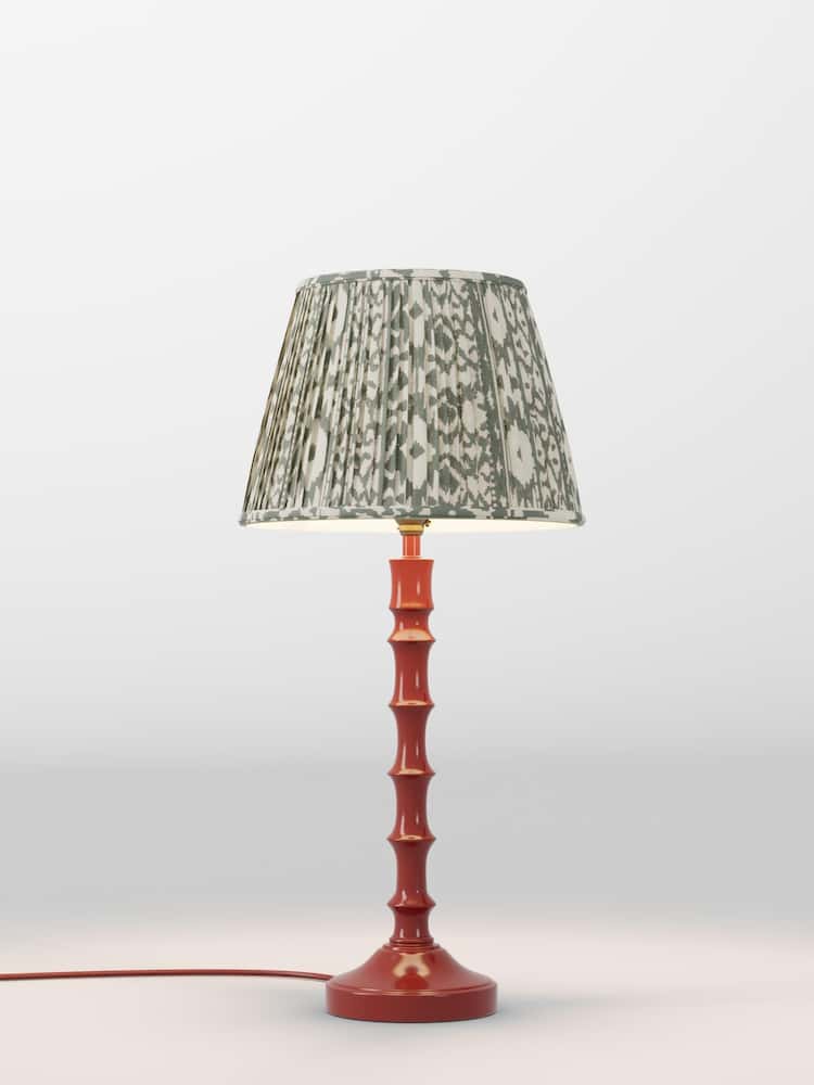 table lamp - Image 1 of 1 table lamp - Image 1 of 1