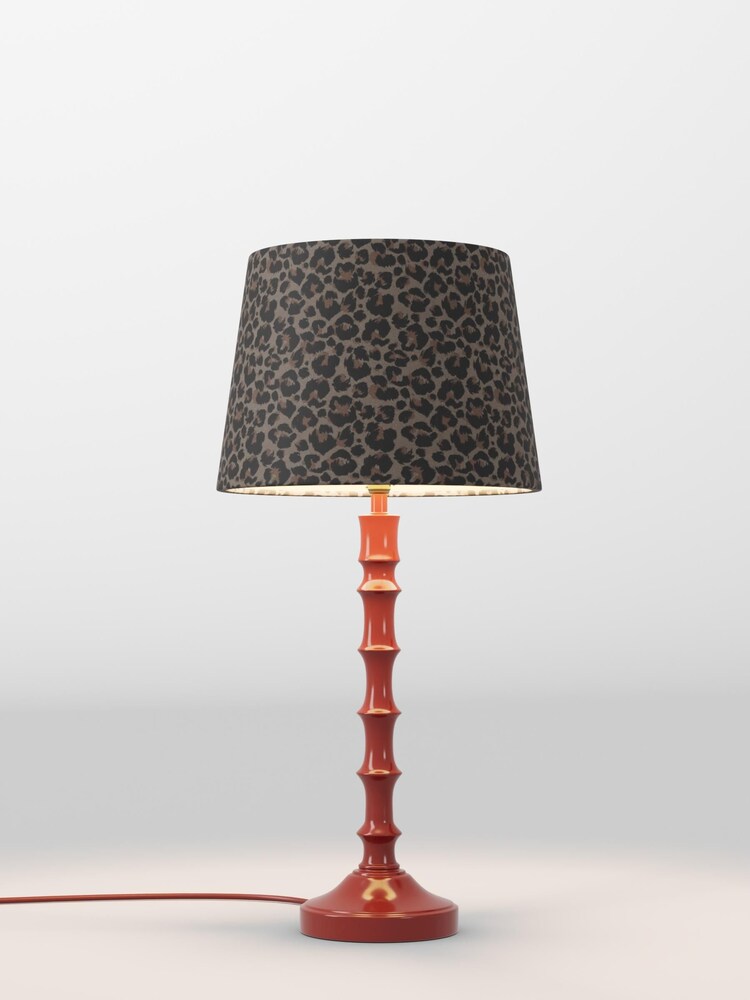 table lamp - Image 1 of 1 table lamp - Image 1 of 1