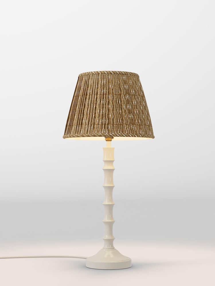 table lamp - Image 1 of 1 table lamp - Image 1 of 1