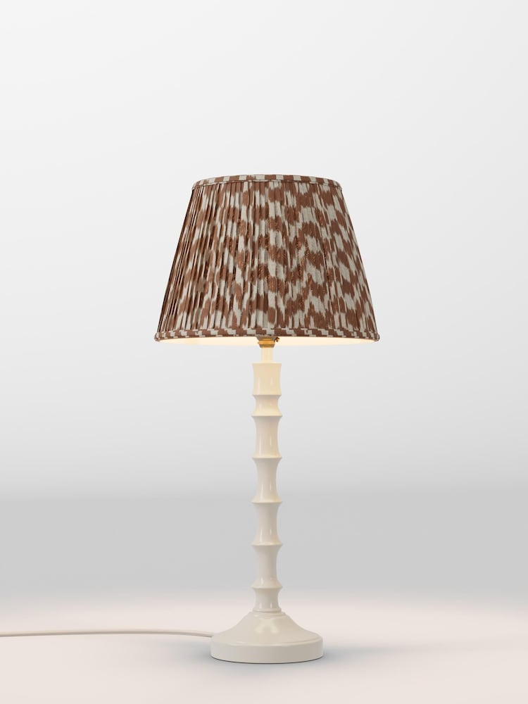 table lamp - Image 1 of 1 table lamp - Image 1 of 1
