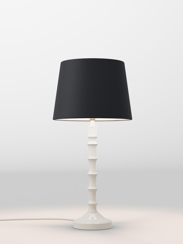 table lamp - Image 1 of 1 table lamp - Image 1 of 1