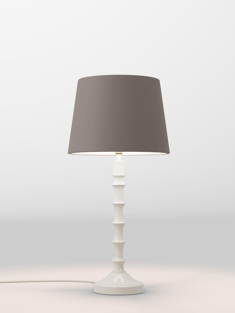 table lamp - Image 1 of 1 table lamp - Image 1 of 1