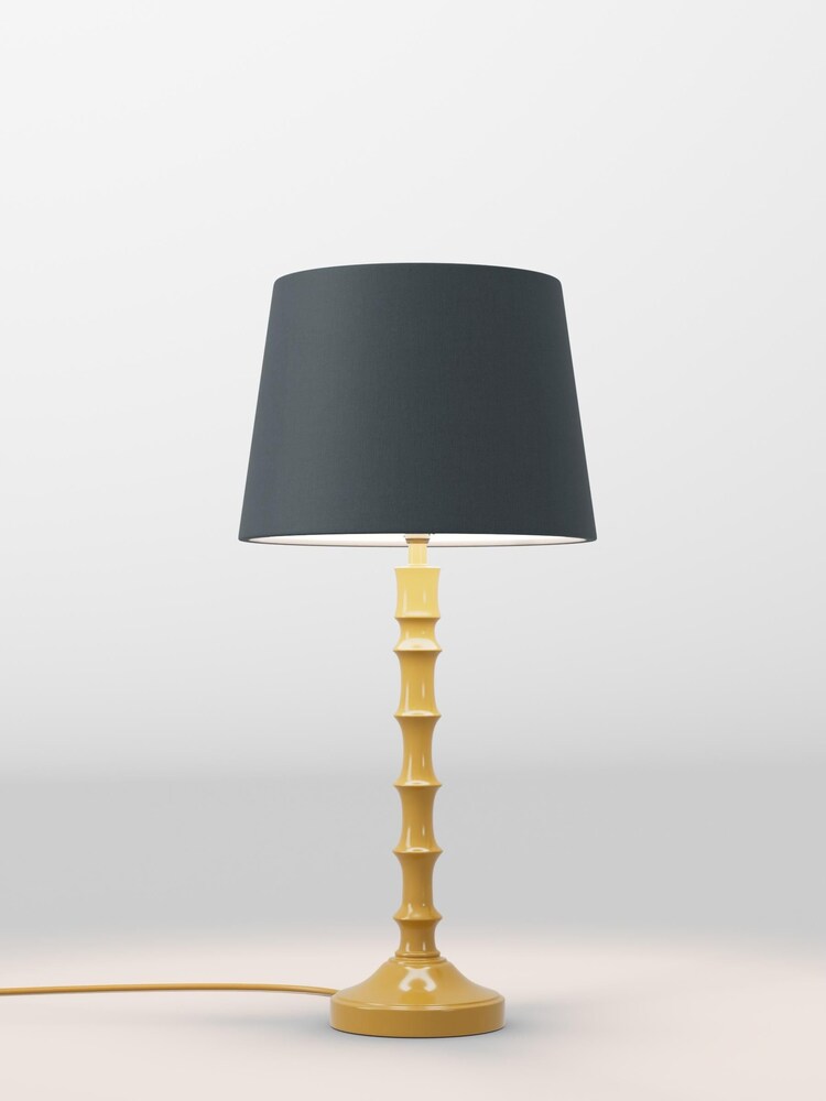table lamp - Image 1 of 1 table lamp - Image 1 of 1