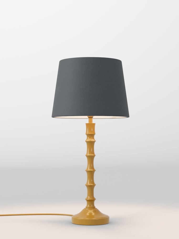 table lamp - Image 1 of 1 table lamp - Image 1 of 1