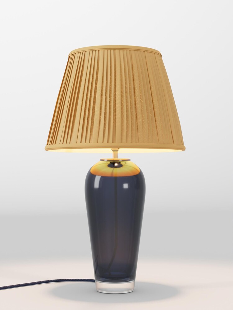 table lamp - Image 1 of 1