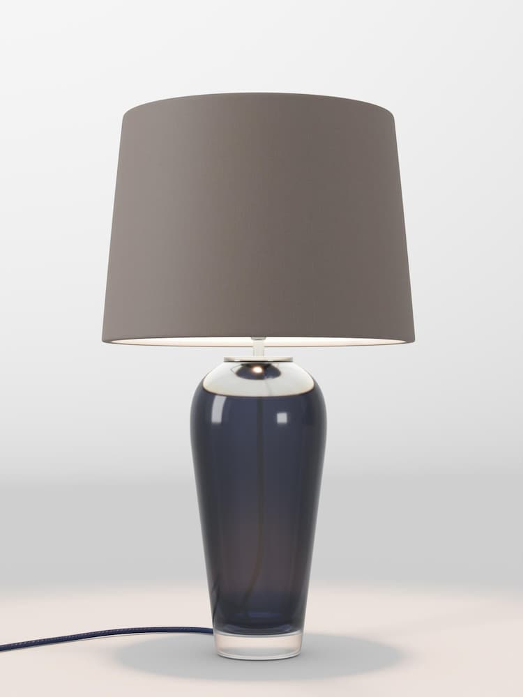 table lamp - Image 1 of 1