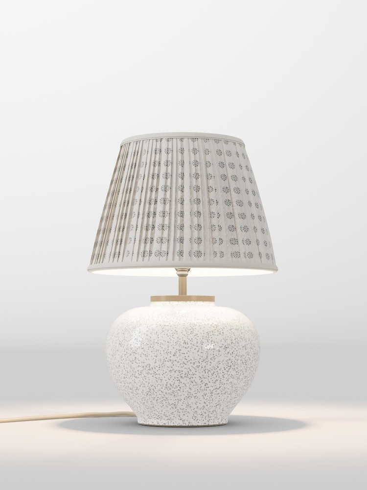 table lamp - Image 1 of 1