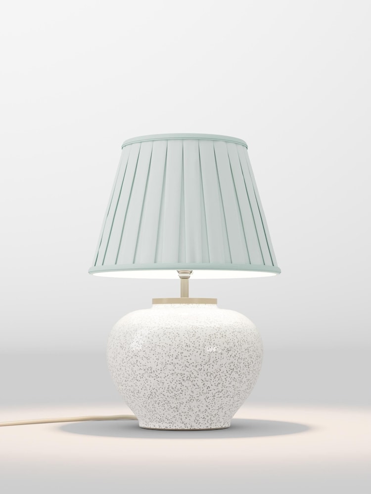 table lamp - Image 1 of 1 table lamp - Image 1 of 1