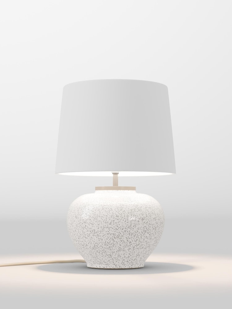 table lamp - Image 1 of 1 table lamp - Image 1 of 1